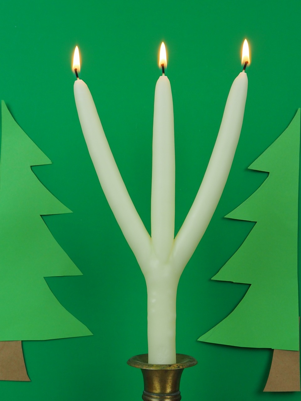 Dreiarmige_mehrarmige Schwedische Weihnachtskerze Kerze Bienenwachs brennend Weihnachtskerze